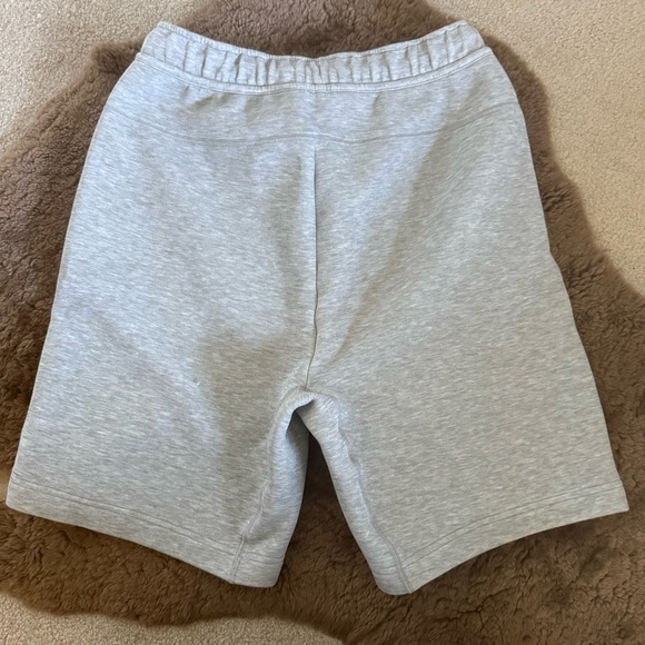 Nike Men's Light Gray Athletic Shorts - Picture 3 of 7